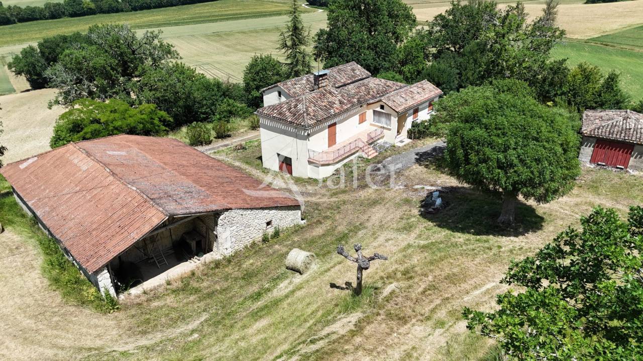 Ferme sur 11 ha au coeur du Quercy Blanc