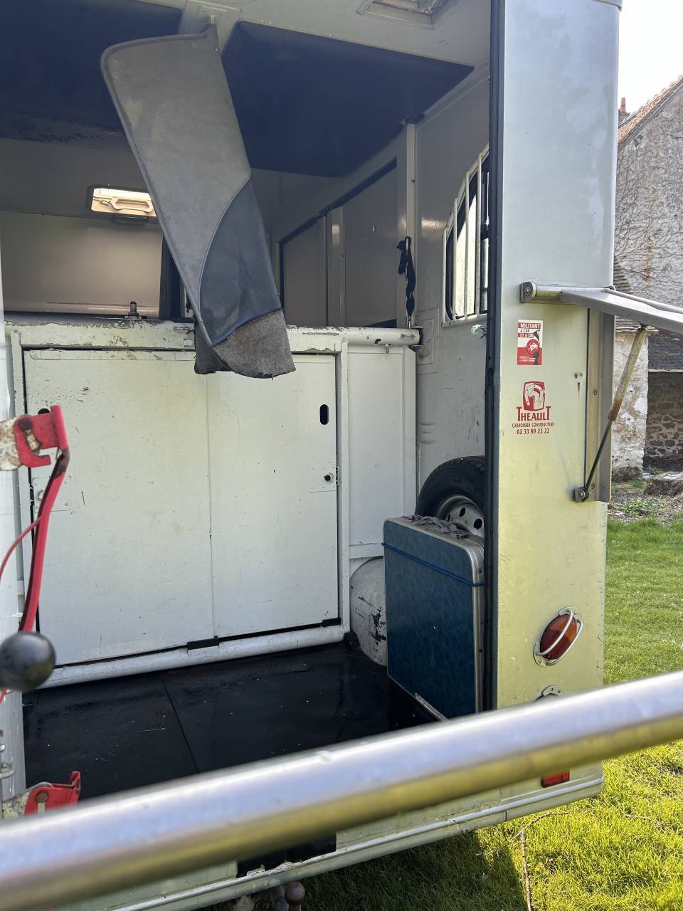 Camion Renault Master II carrosserie THEAULT 2006