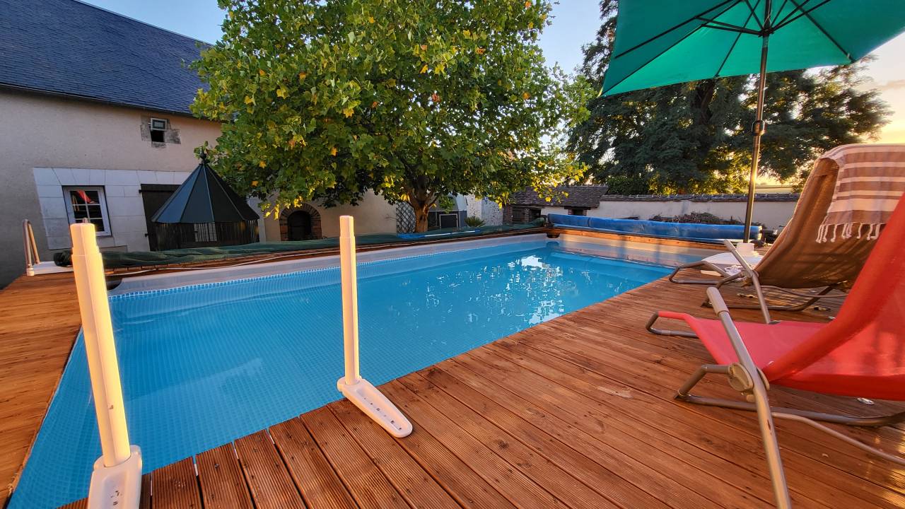 Propri&eacute;t&eacute; &eacute;questre priv&eacute;e CHATEAUDUN - carri&egrave;re, 2boxes