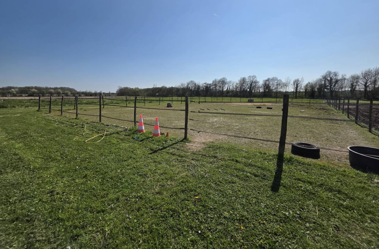 Havre de paix sur 2 ha 15 mn ST JEAN D'ANGELY