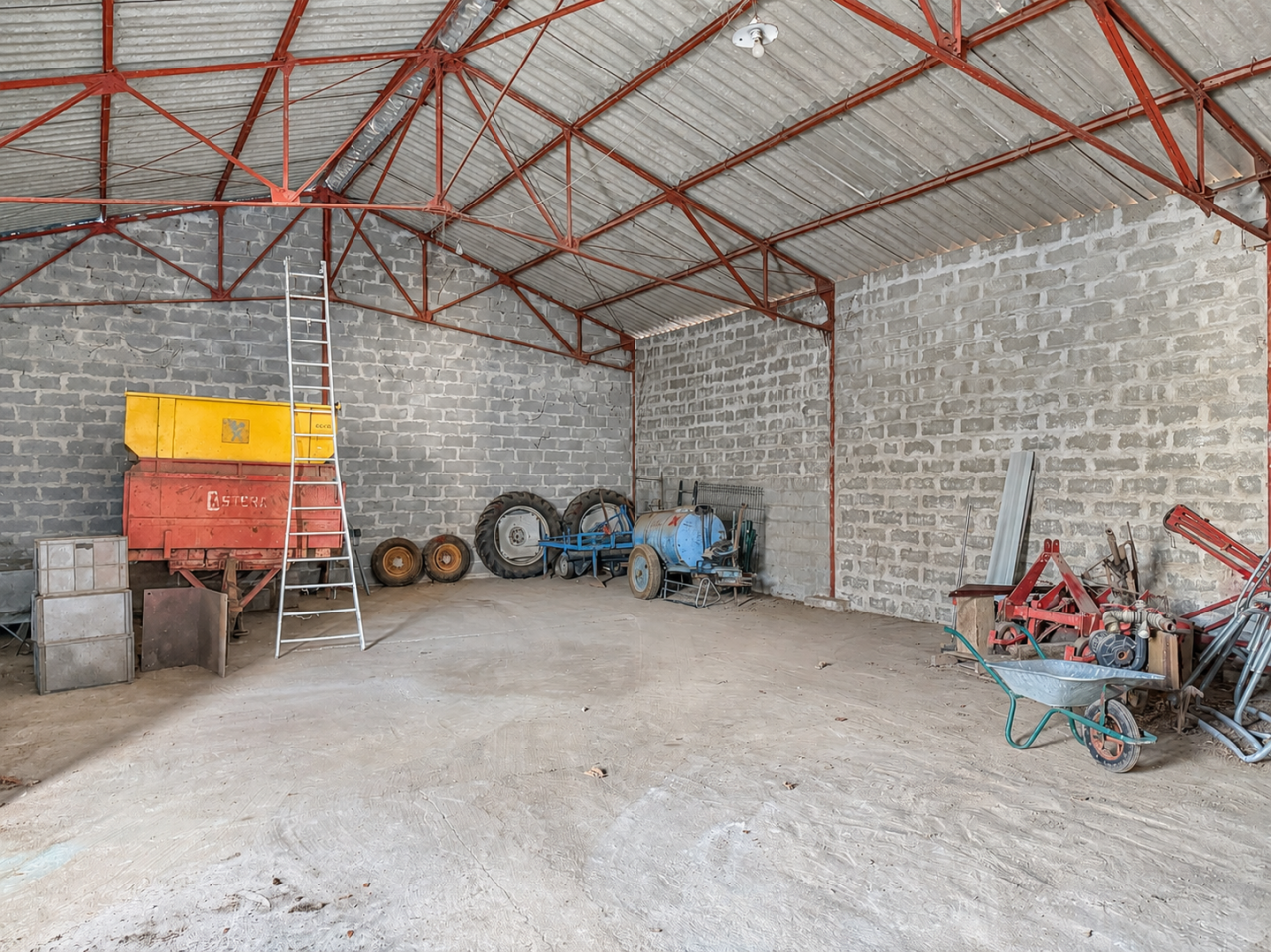 &Agrave; 20 min de St-&Eacute;milion et 10 min de Branne, 2 logements