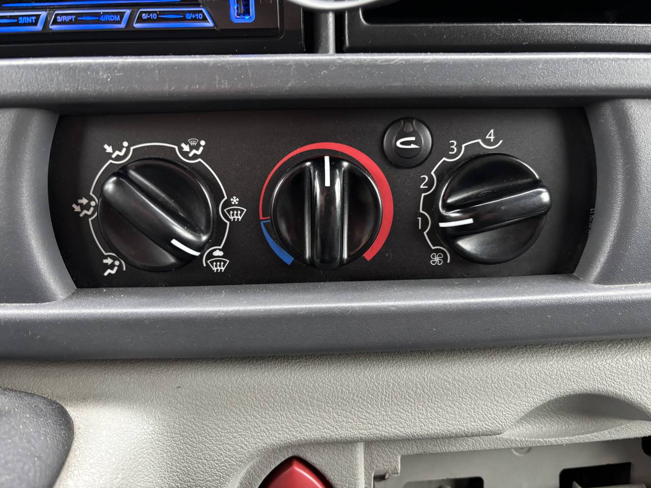 Camion chevaux Opel Movano