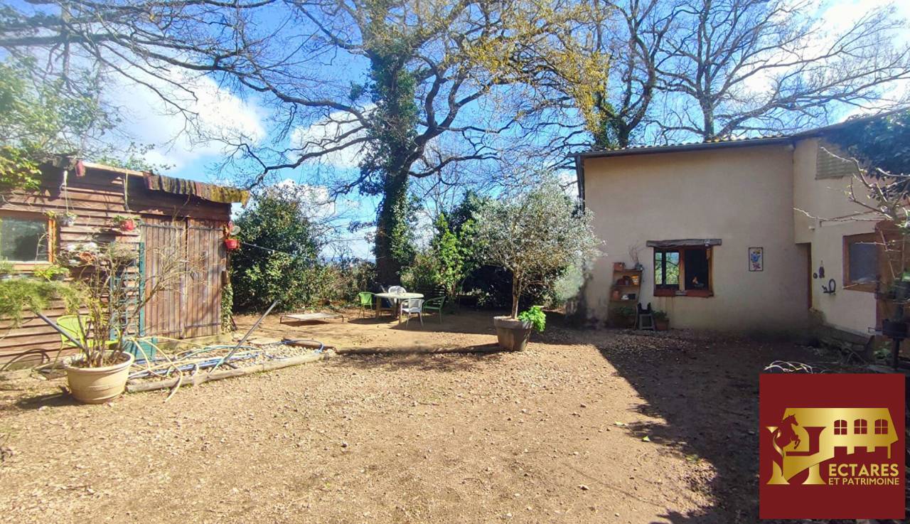 Propri&eacute;t&eacute; &eacute;questre 6,5 hectares attenants