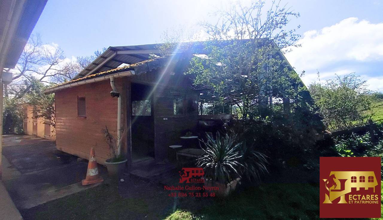 Propri&eacute;t&eacute; &eacute;questre 6,5 hectares attenants