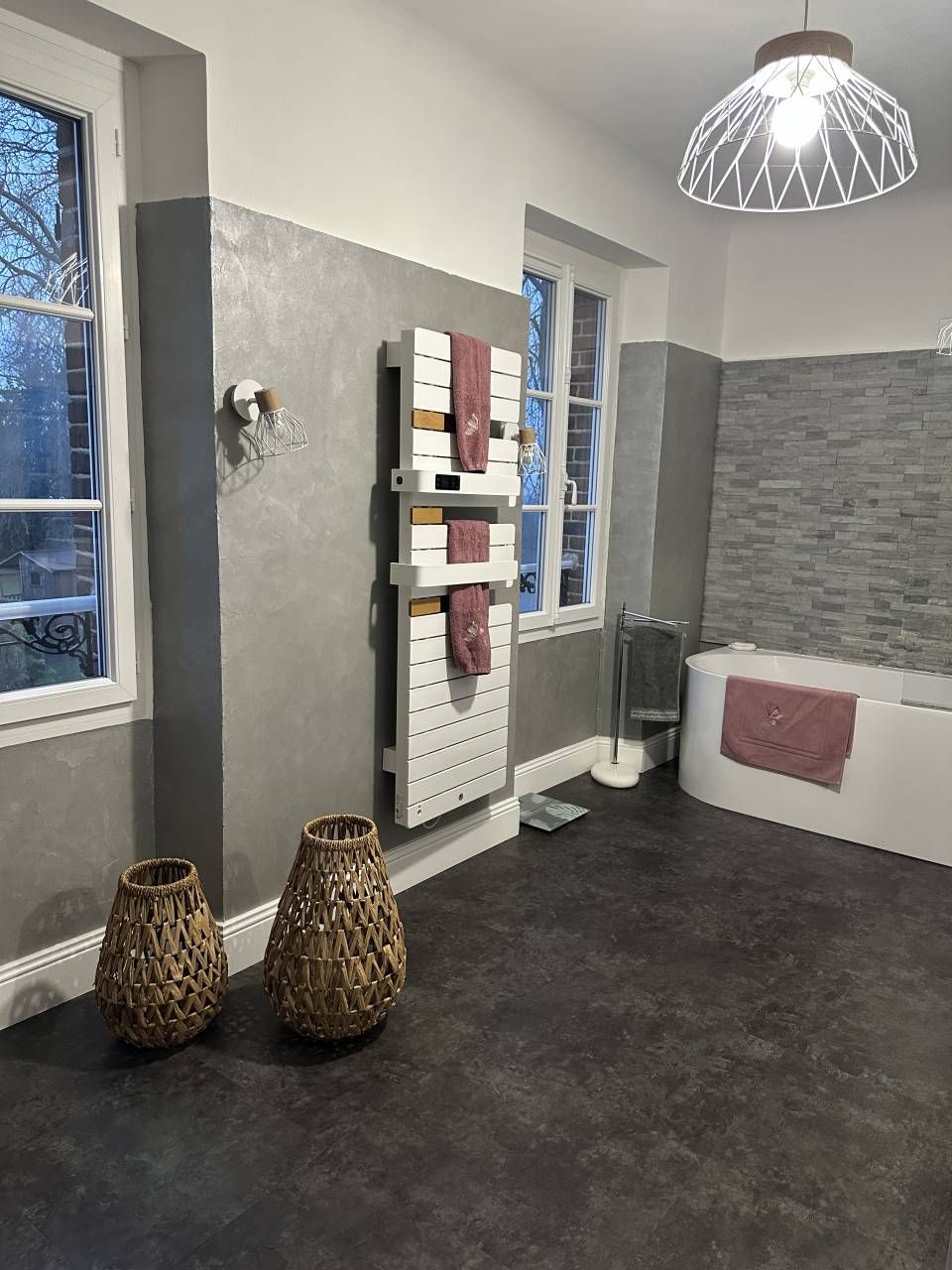 Belle propri&eacute;t&eacute; &eacute;questre + G&icirc;tes