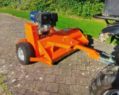 Faucheuse &agrave; fl&eacute;aux/tondo broyeur ATV120