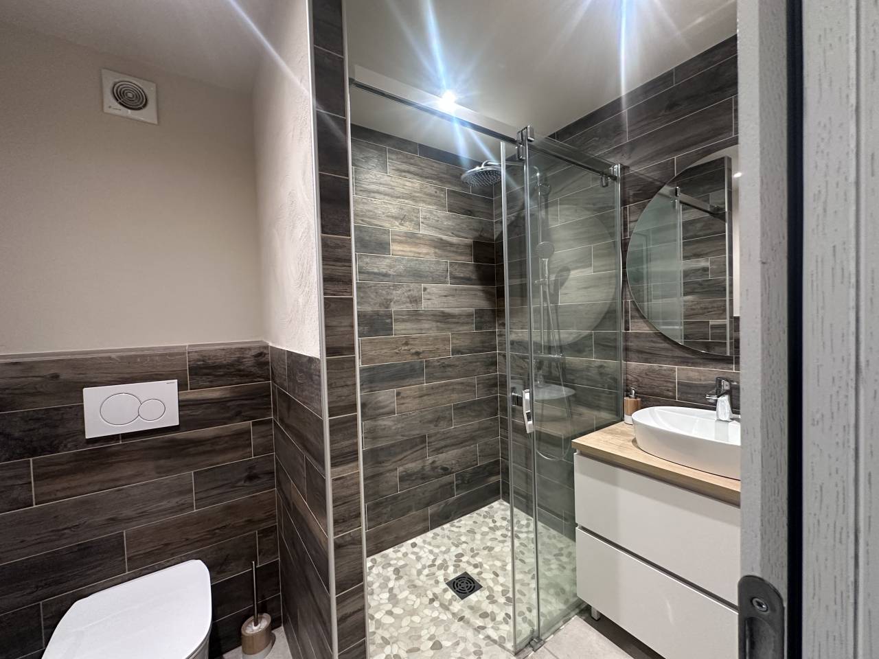 DOMAINE EQUESTRE EN ACTIVITE SUR 9,5 HA - Drome (26)