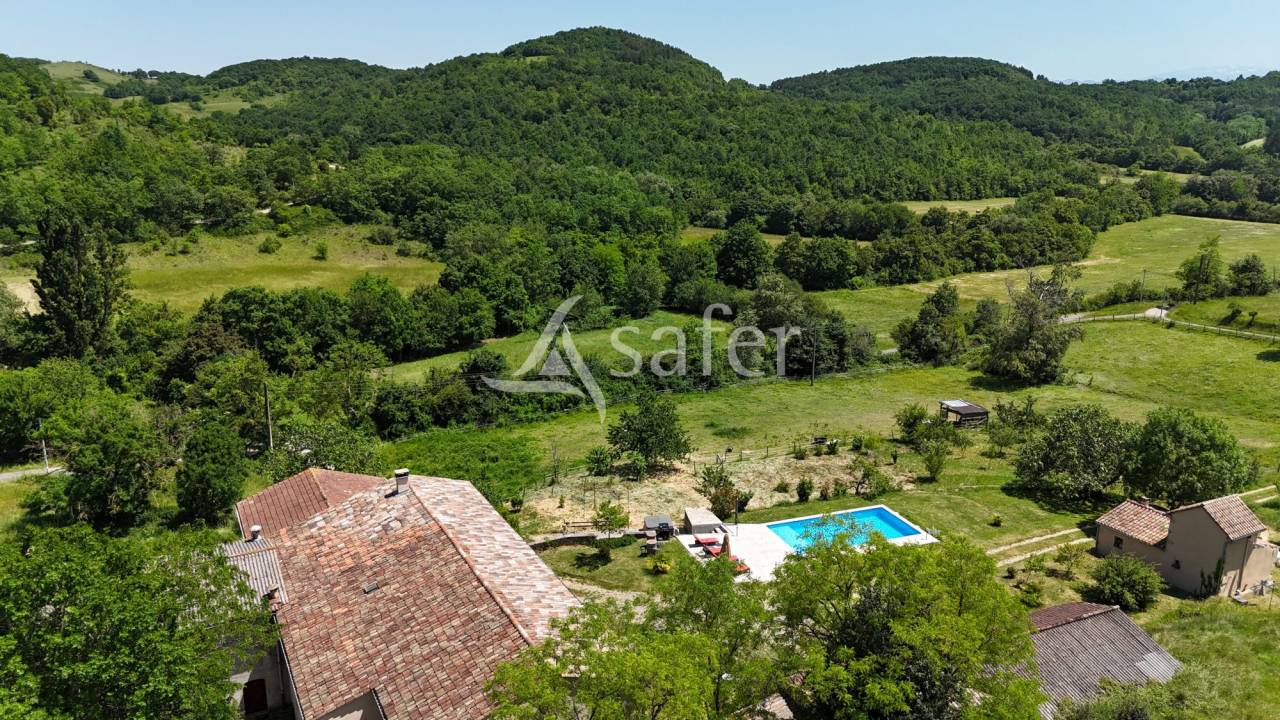 Domaine sur 6 hectares avec accueil touristique