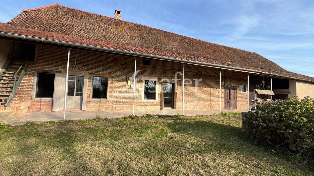 Ferme Bressane &agrave; r&eacute;nover