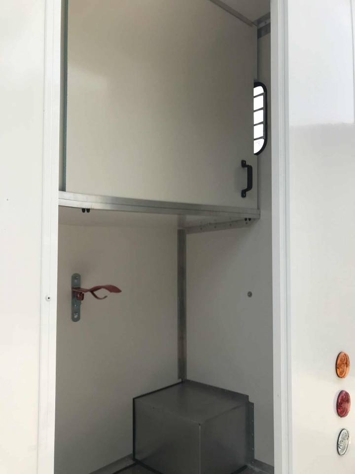 Renault master carrosserie neuve 36 500 &euro; ttc