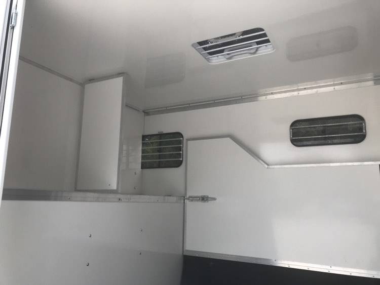 Renault master carrosserie neuve 36 500 &euro; ttc