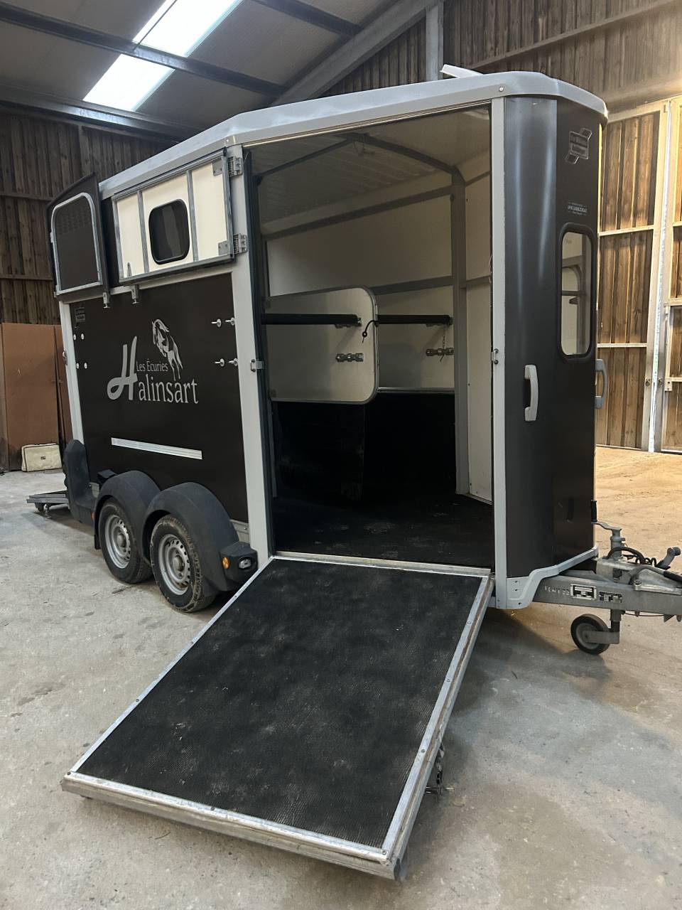 Ifor Williams HB511 prix tvac( r&eacute;cup&eacute;rable)