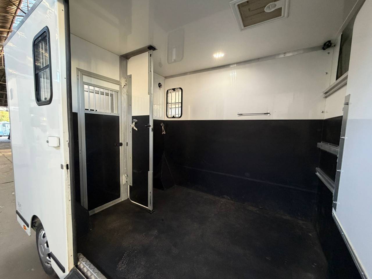  RENAULT MASTER &ndash; 2016 &ndash; 120CV &ndash; 175 000KM &ndash; ACR