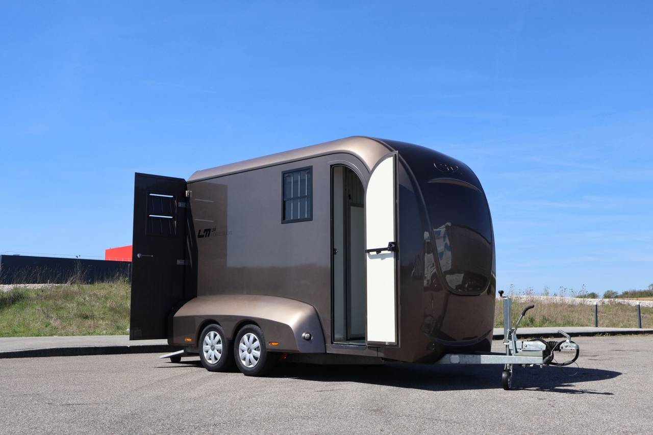 VAN STX EXCLUSIVE TRAILER STALLE 2 CHEVAUX 