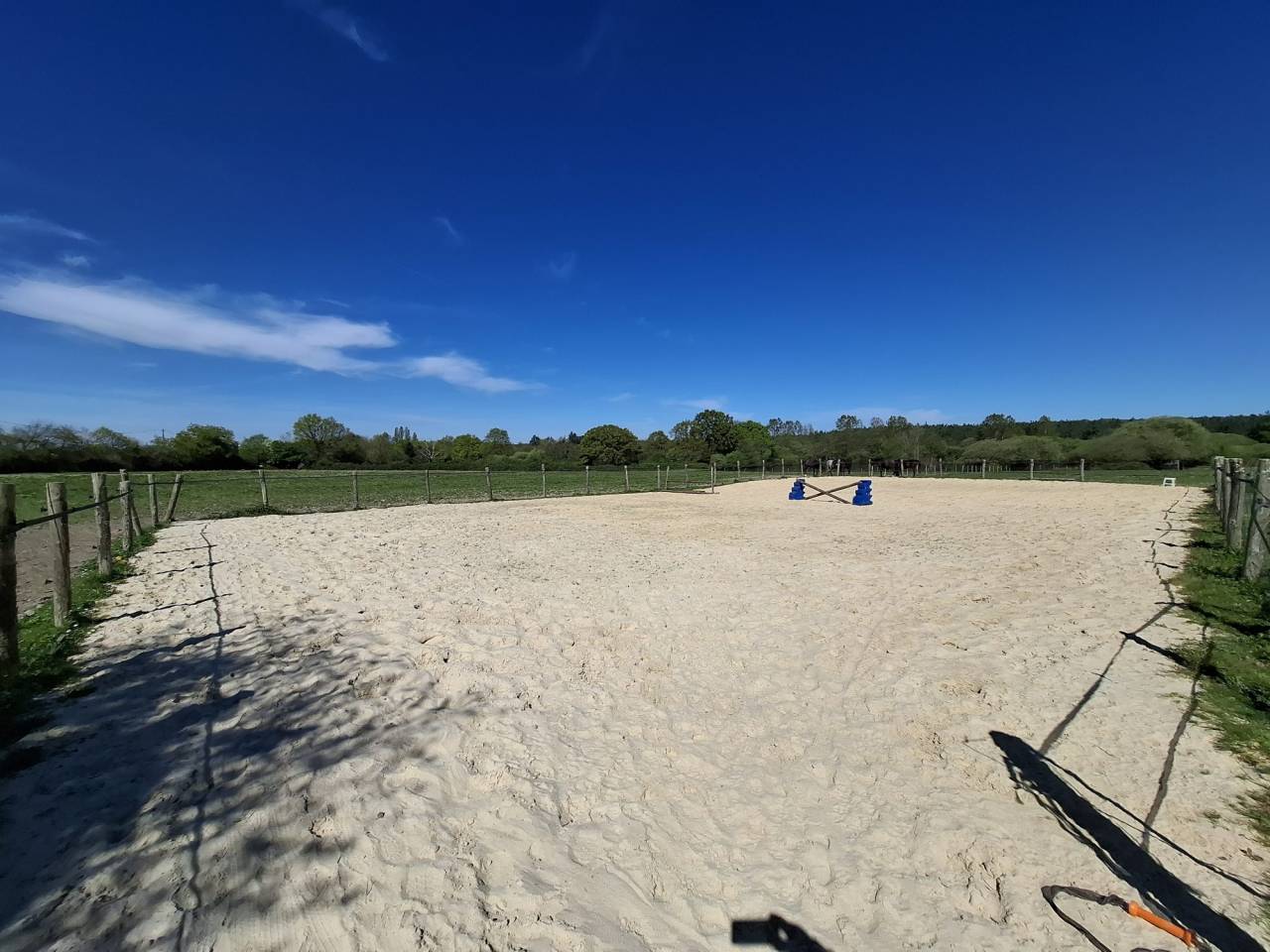 ? Domaine &eacute;questre de prestige avec &eacute;tang priv&eacute;  10 hec