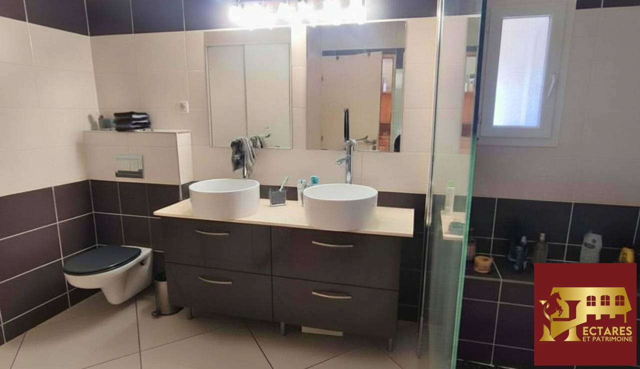 Propri&eacute;t&eacute; &eacute;questre 3,4 hectares