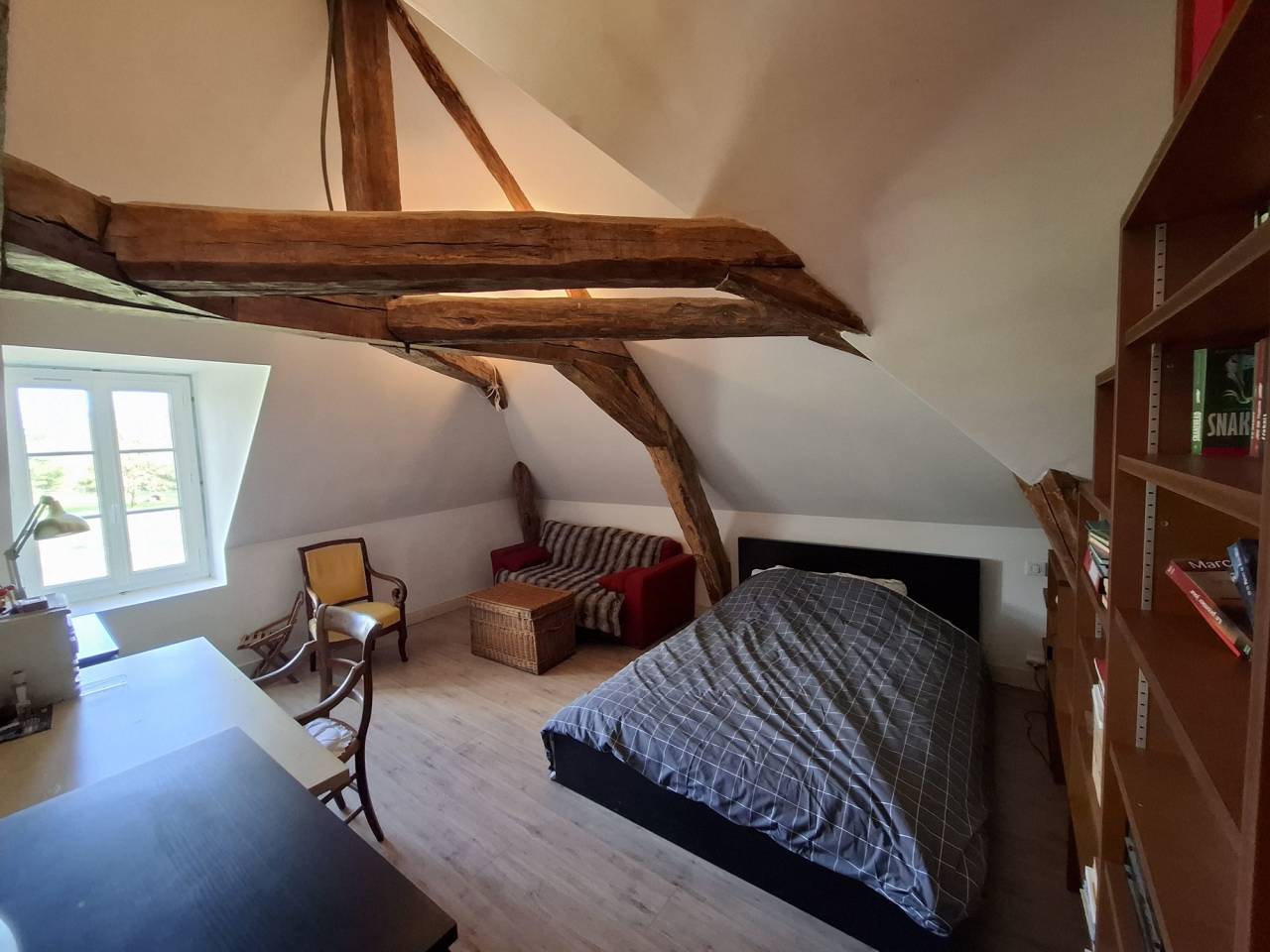 Propri&eacute;t&eacute; d'exception avec domaine &eacute;questre  &Agrave; 20 minut