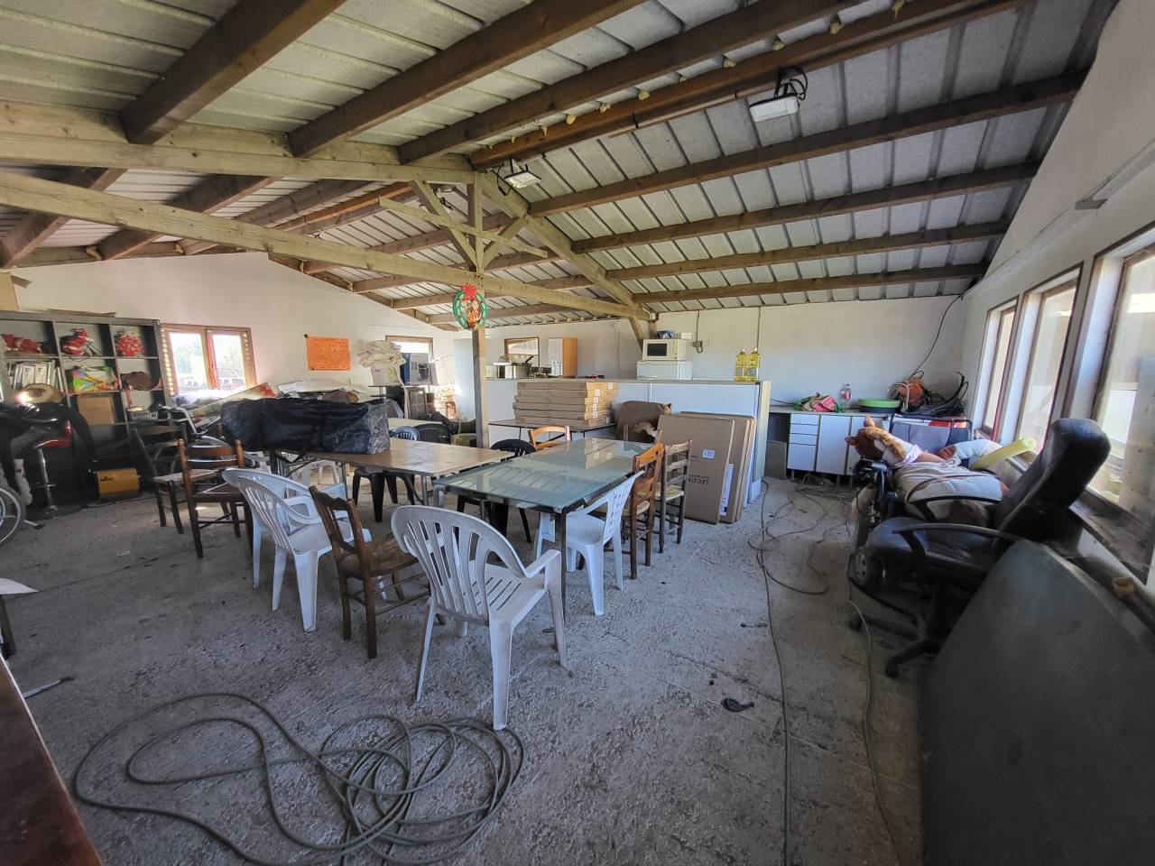 Centre &eacute;questre cl&eacute; en main. 20 min de Disneyland Paris