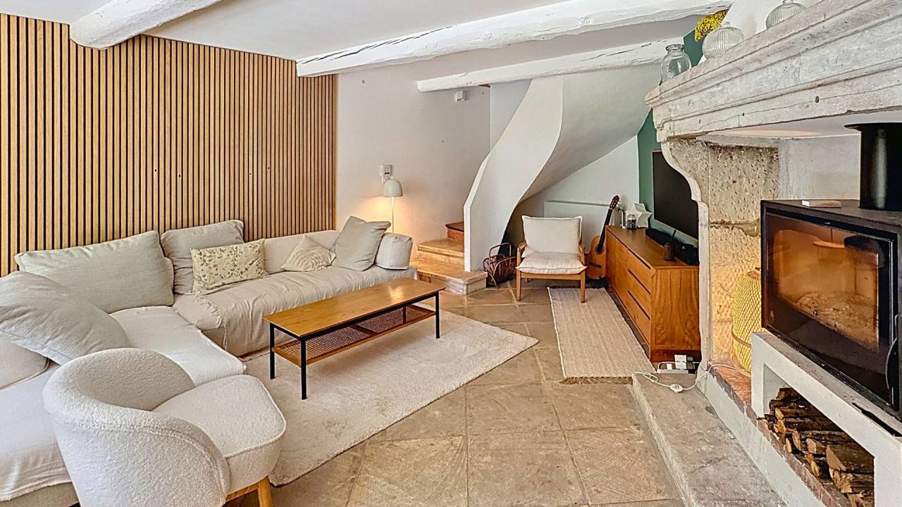 Somptueuse propri&eacute;t&eacute; de charme entre Provence et Lubero