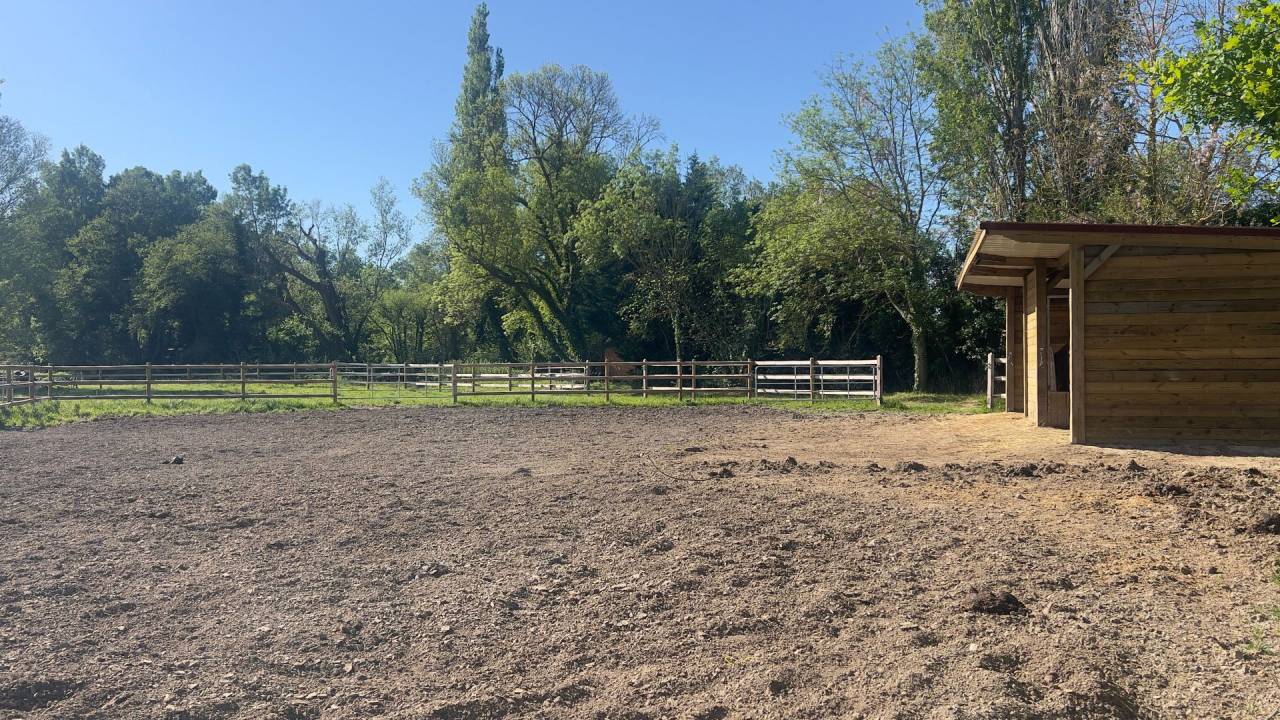 Somptueuse propri&eacute;t&eacute; de charme entre Provence et Lubero