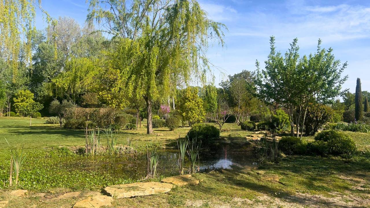 Somptueuse propri&eacute;t&eacute; de charme entre Provence et Lubero