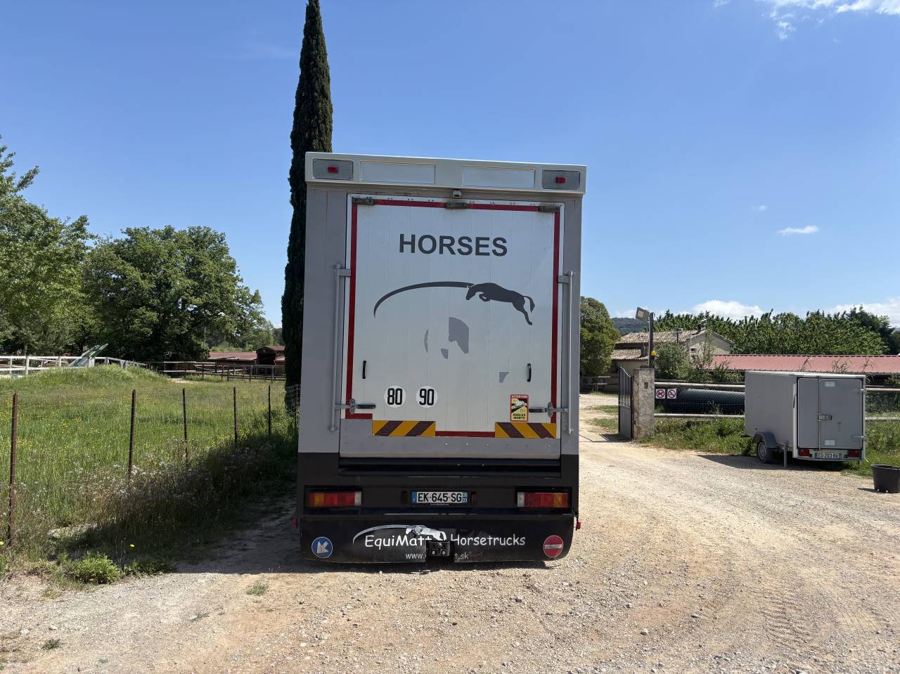 PL 5 places avec bel appartement 