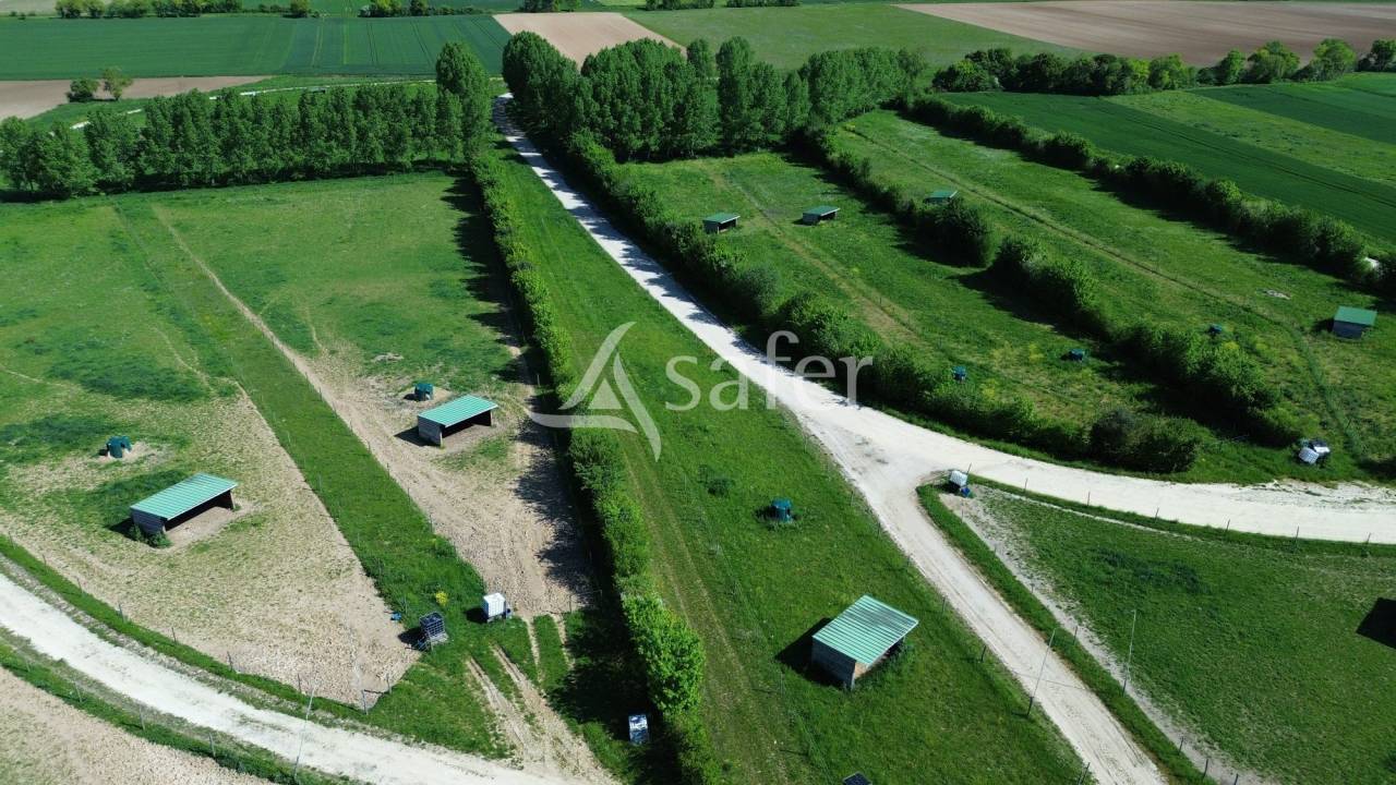 Structure &eacute;questre 10 hectares