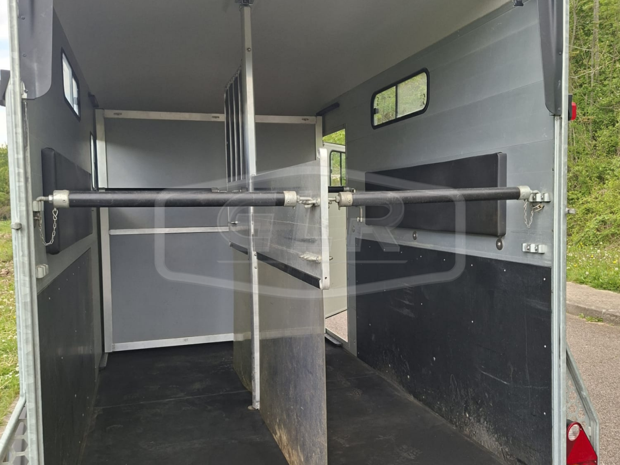 VAN OCCASION &ndash; CHEVAL LIBERTE &ndash; MULTIMAX &ndash;  2 PLACES - GRIS - 2023