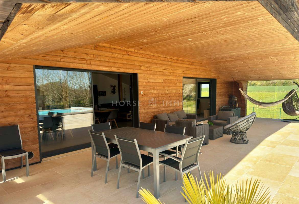 A 40 minutes de Fontainebleau-Propri&eacute;t&eacute; de 4,6 hectares