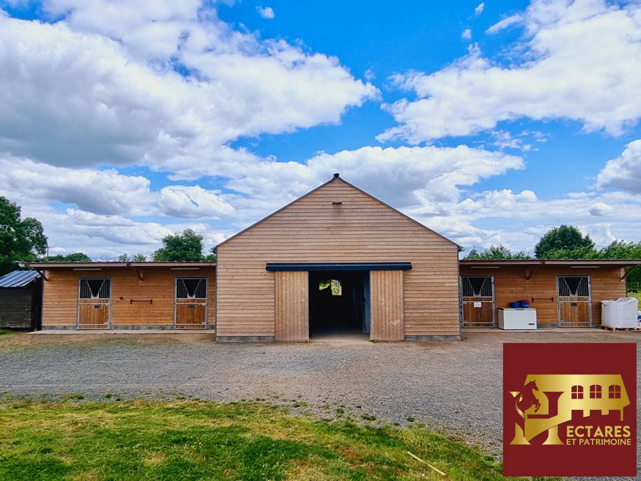 Maison 97 m2, 4,5 hectares