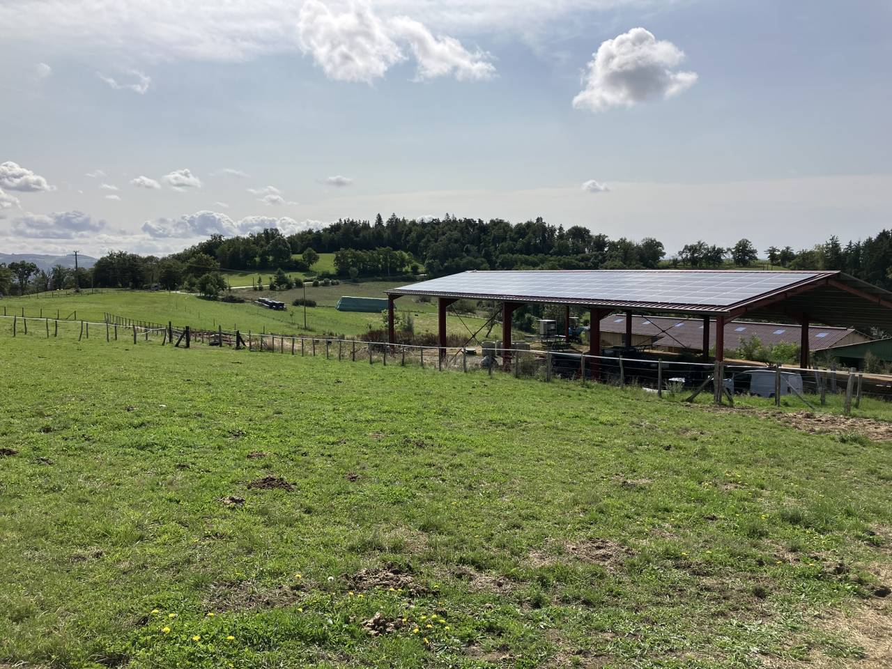 Ferme &eacute;questre
