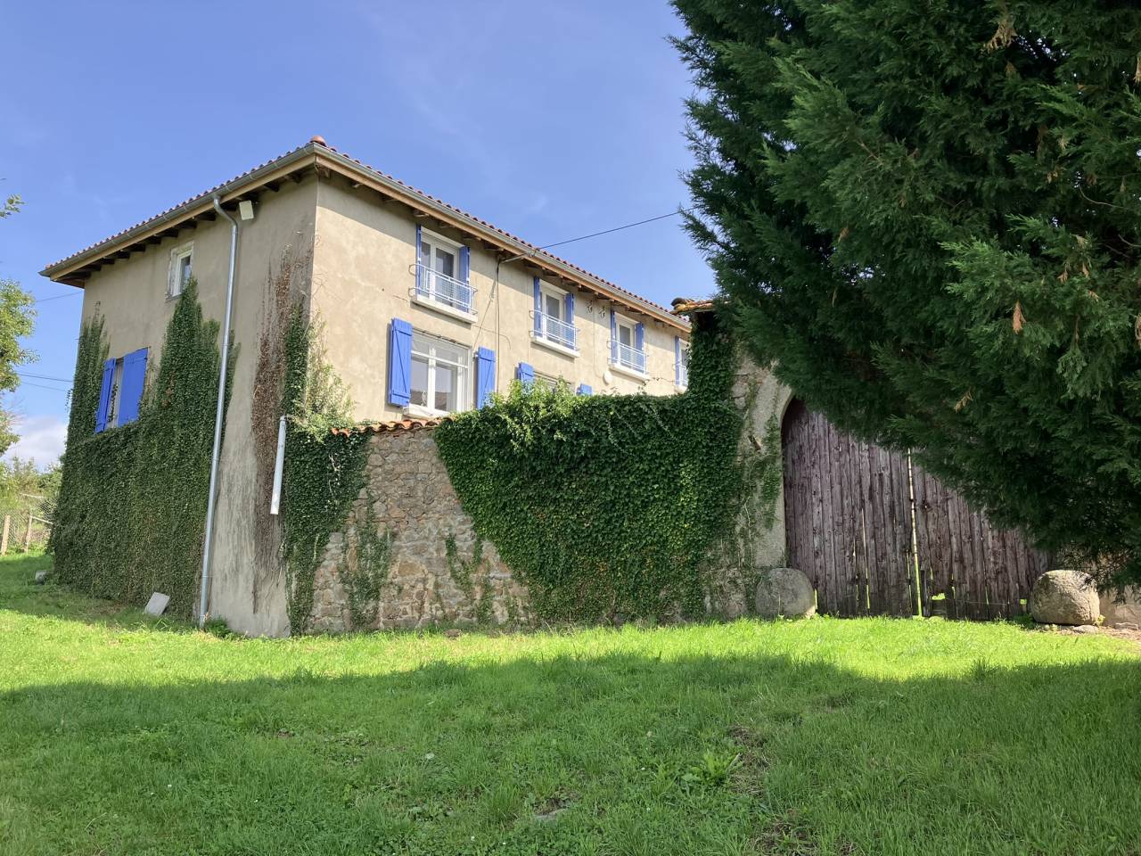 Ferme &eacute;questre