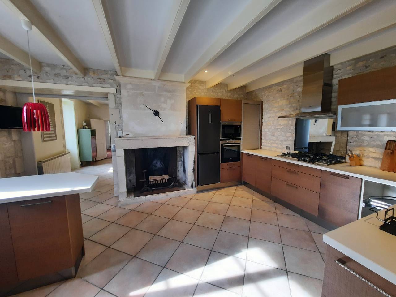 Propri&eacute;t&eacute; &eacute;questre de charme avec g&icirc;te - 15 mn de Royan