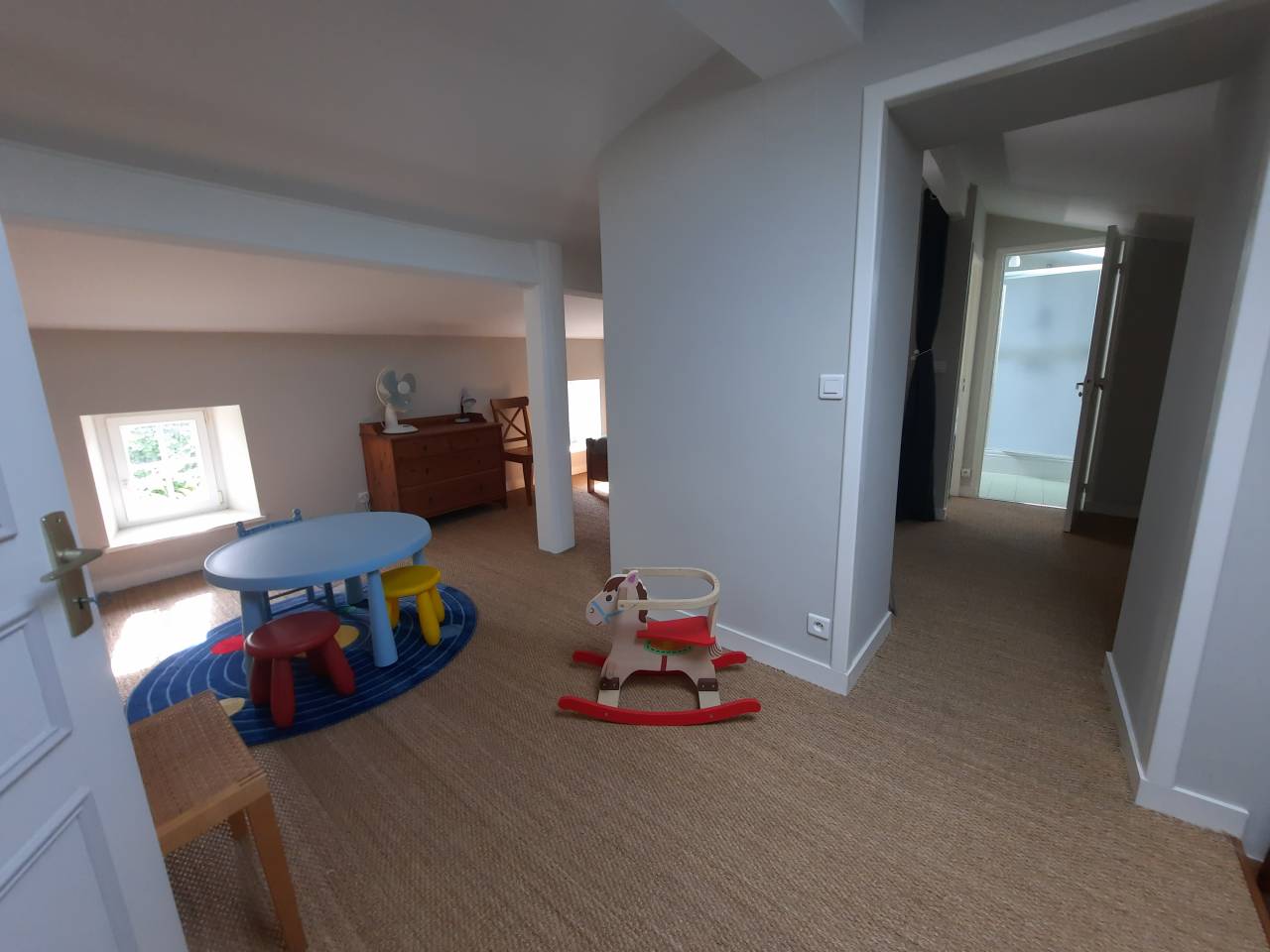 Propri&eacute;t&eacute; &eacute;questre de charme avec g&icirc;te - 15 mn de Royan