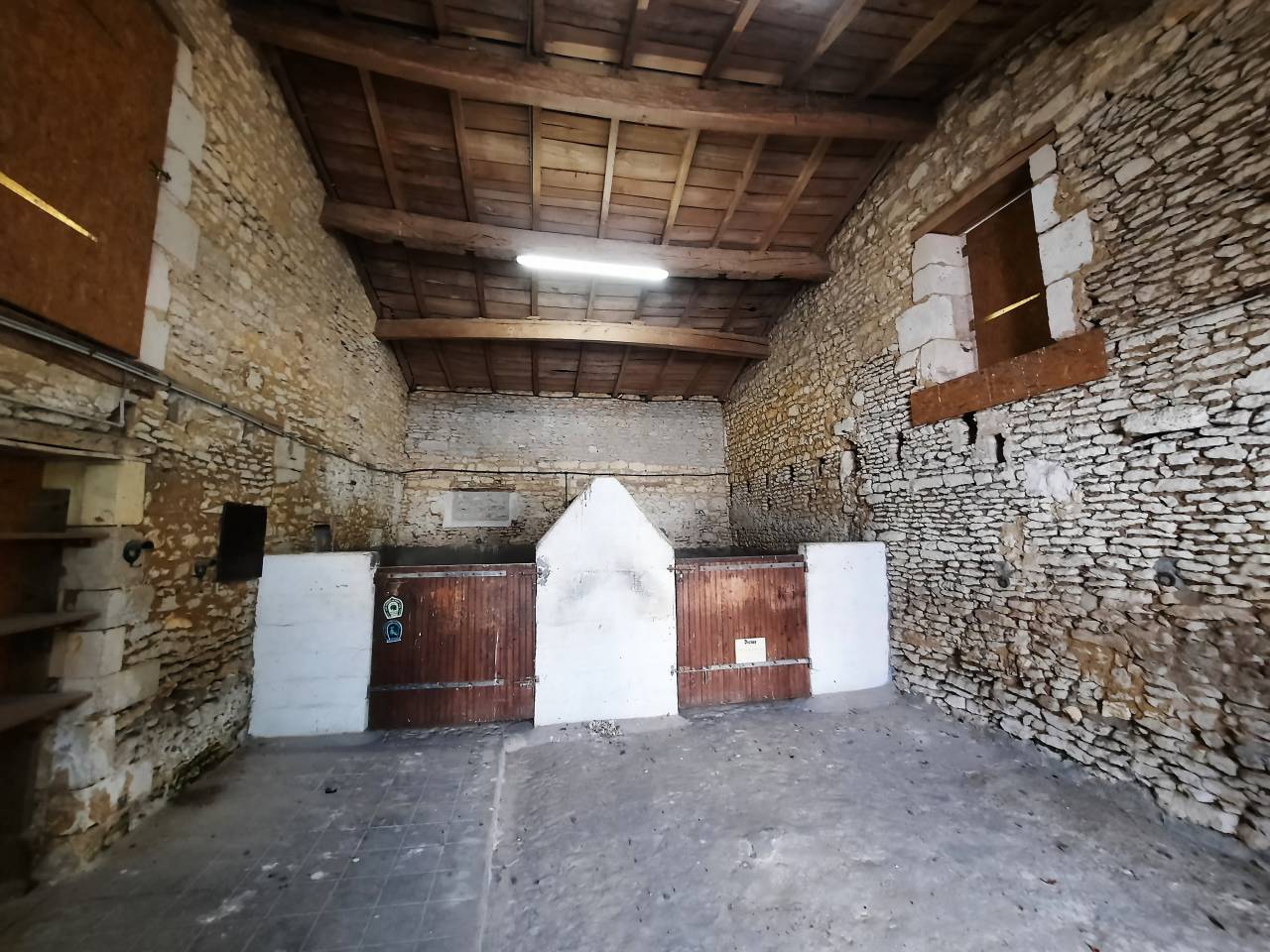 Propri&eacute;t&eacute; &eacute;questre de charme avec g&icirc;te - 15 mn de Royan